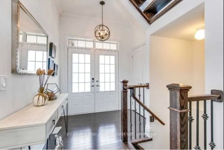 121 Waterview Common