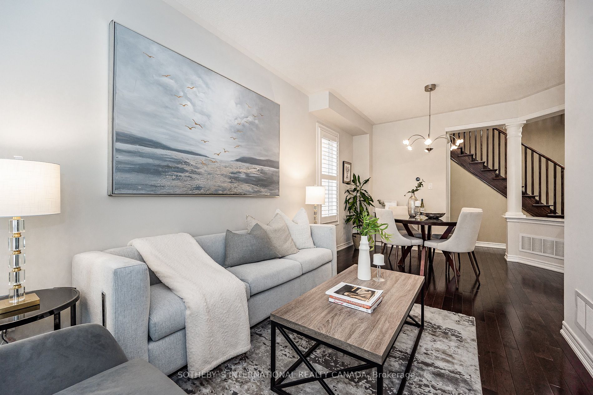 41 Amaryllis Dr