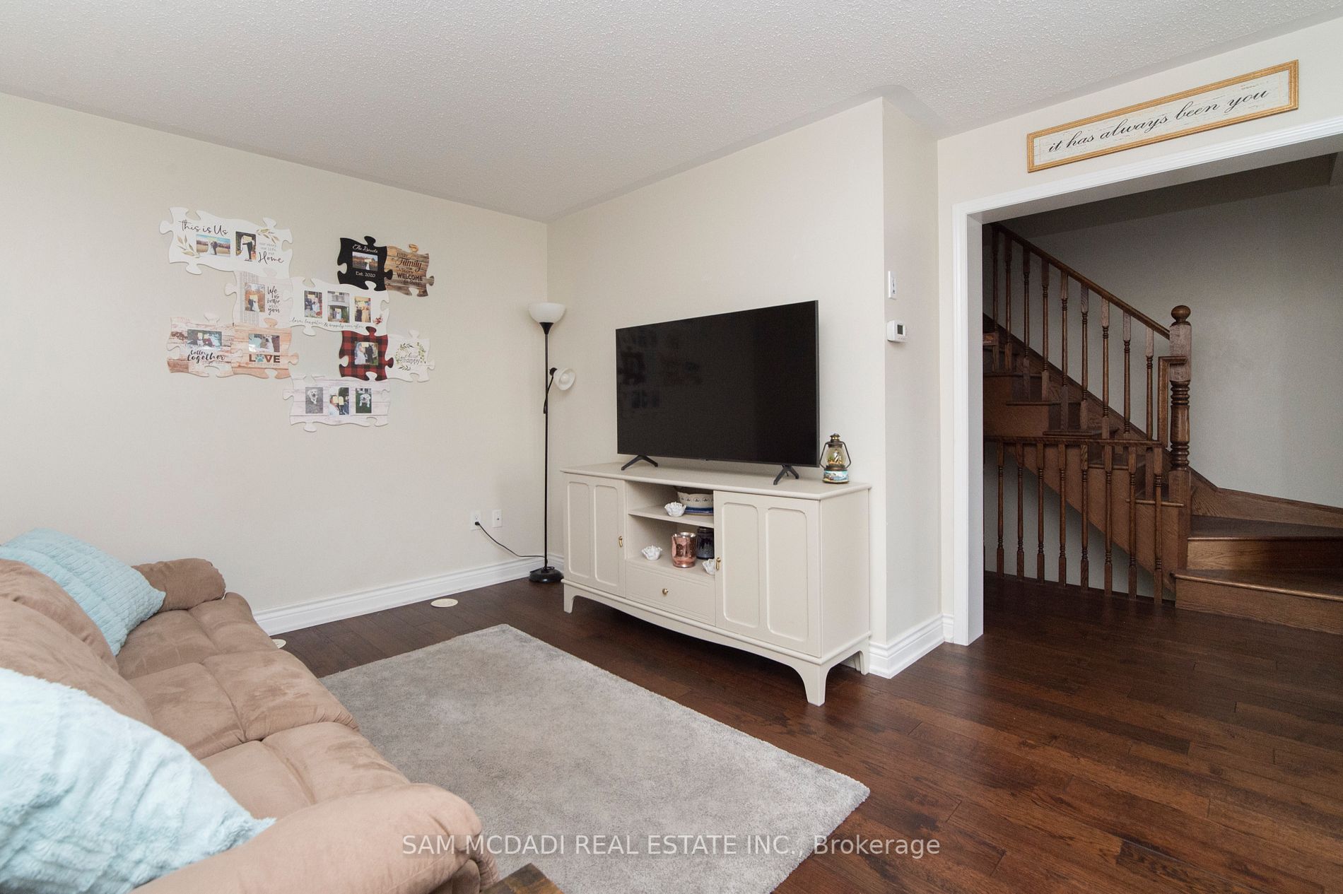 930 Nadalin Hts