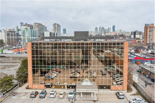 71 King St W, Mississauga