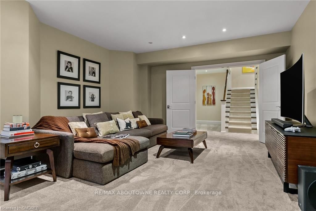 166 Watson Ave