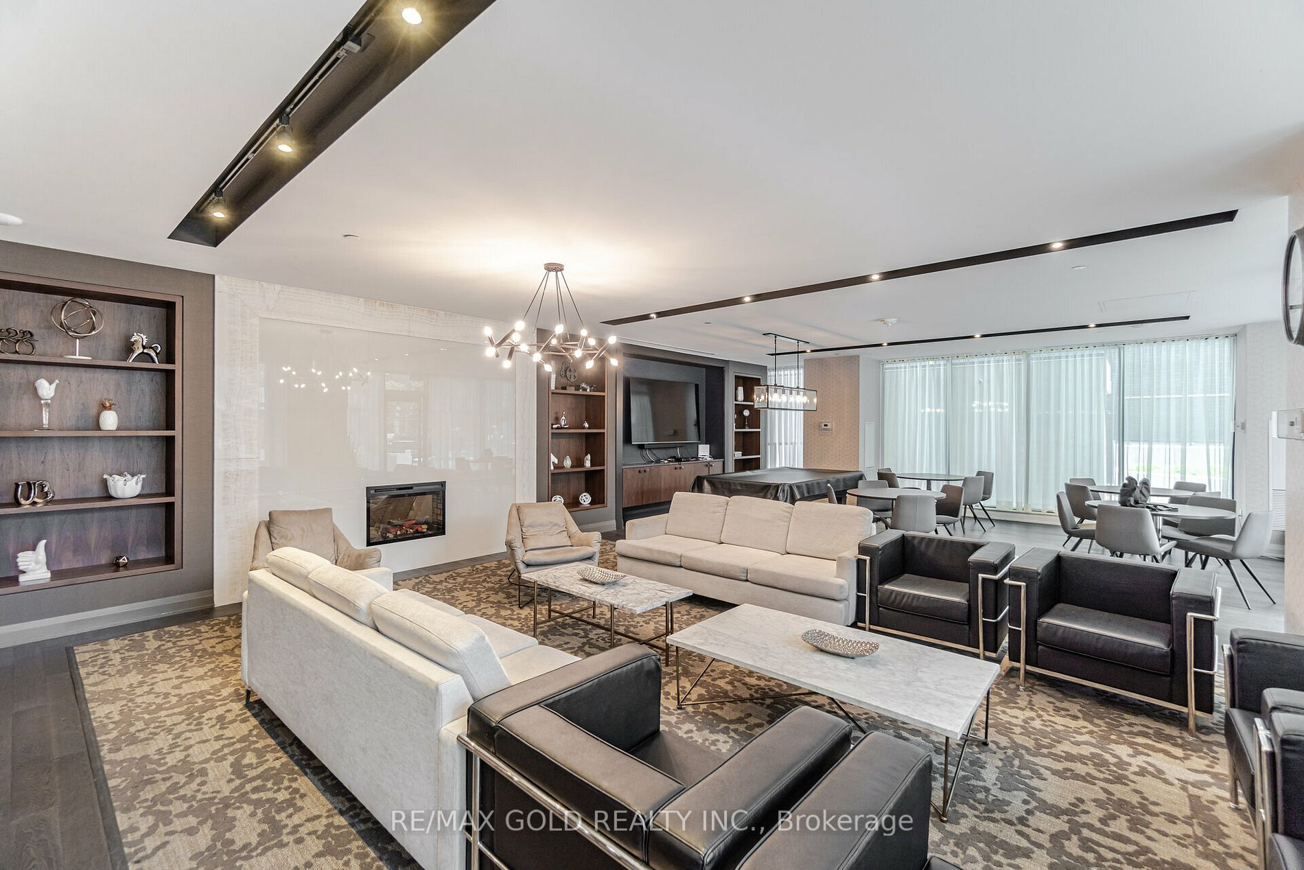 39 Annie Craig Dr, #1010