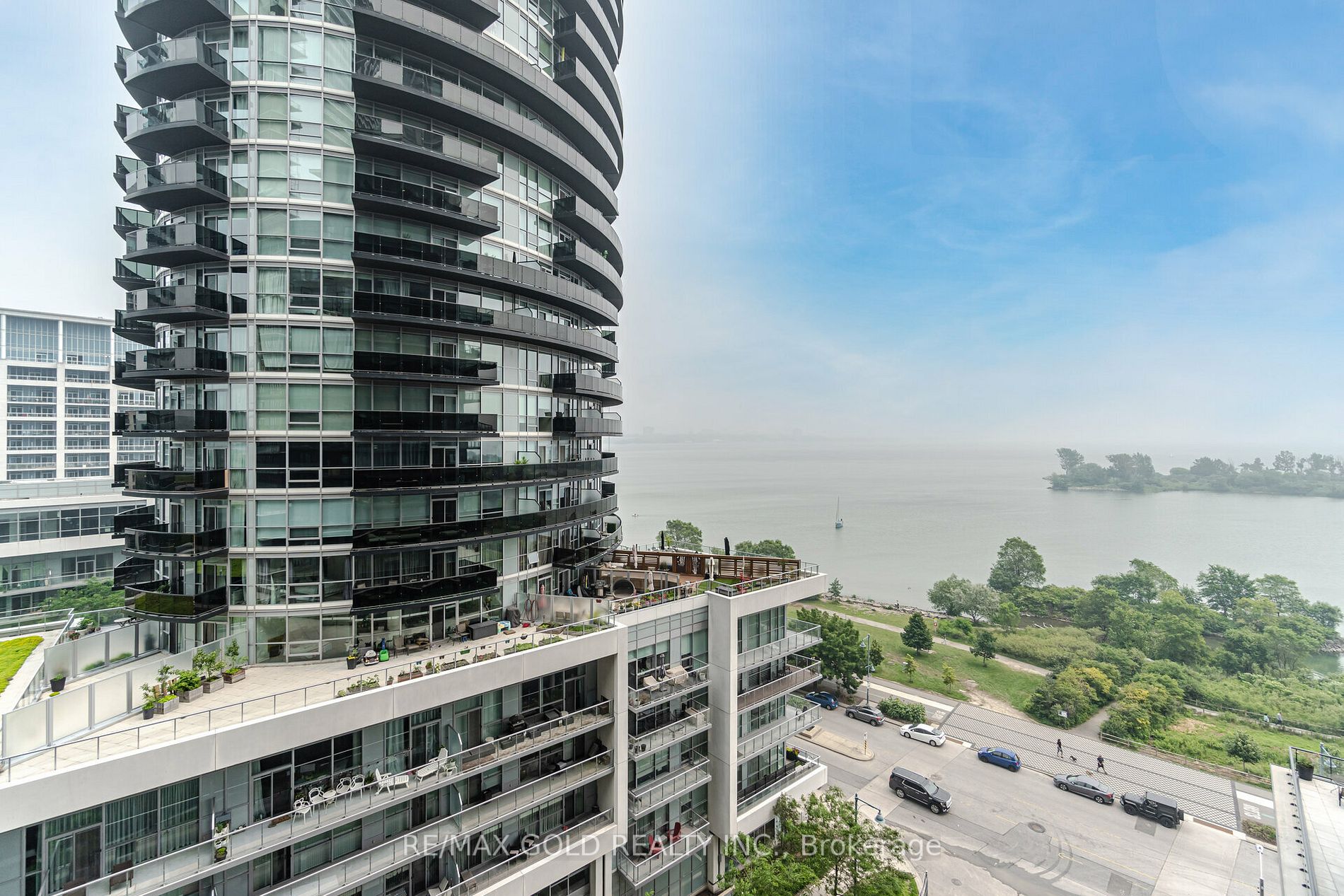 39 Annie Craig Dr, #1010