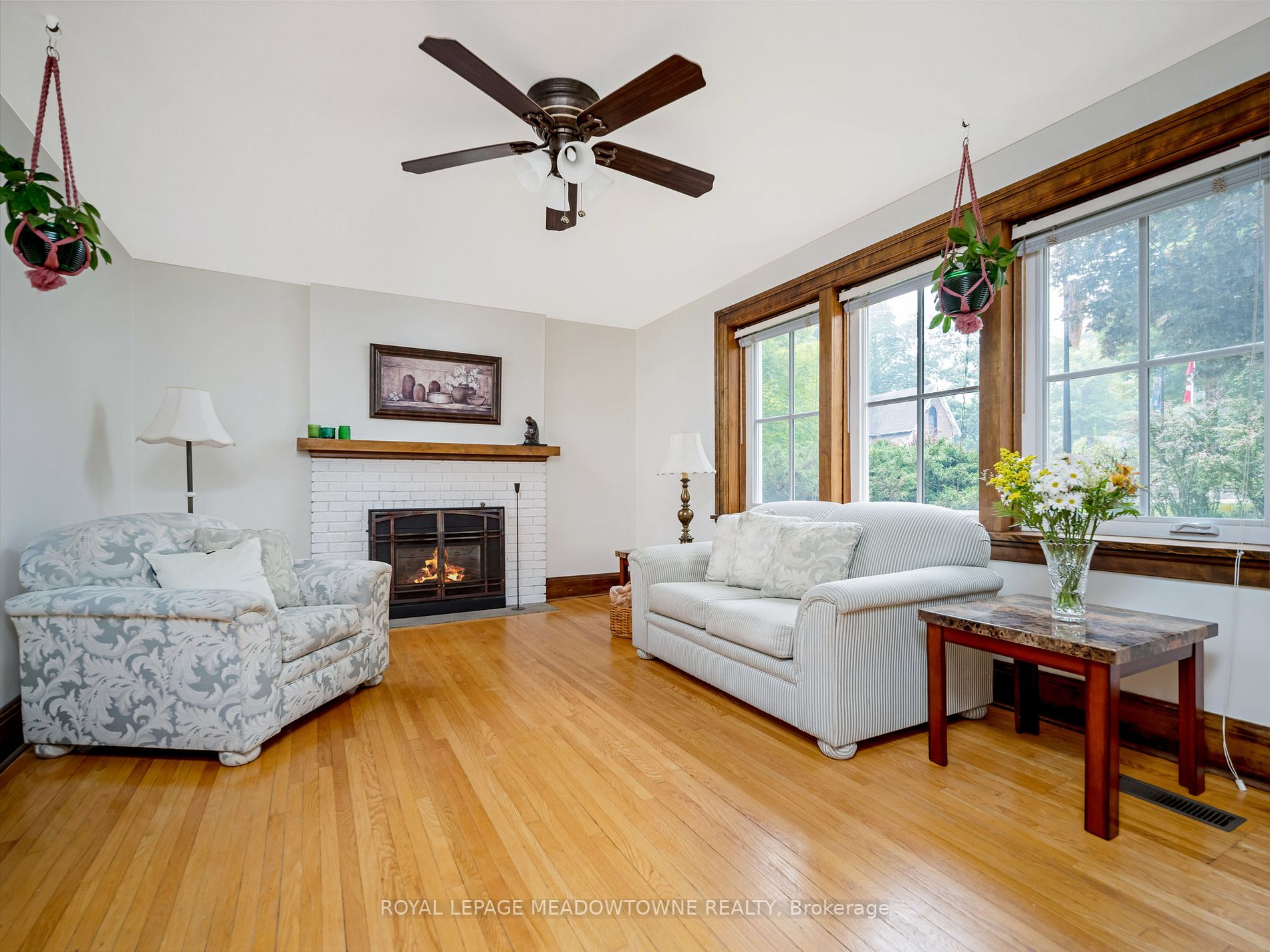 133 Main St S