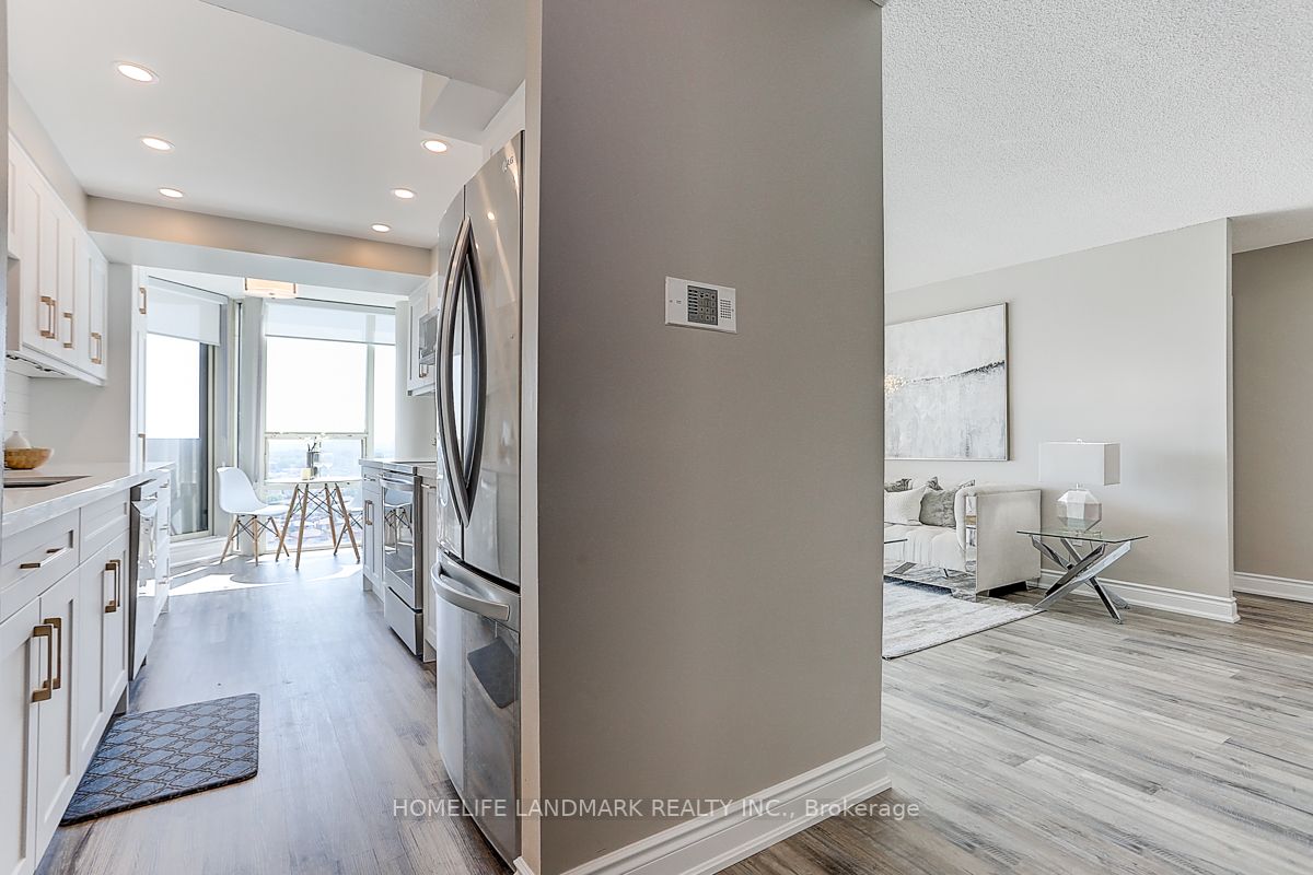 330 Rathburn Road W, #1710
