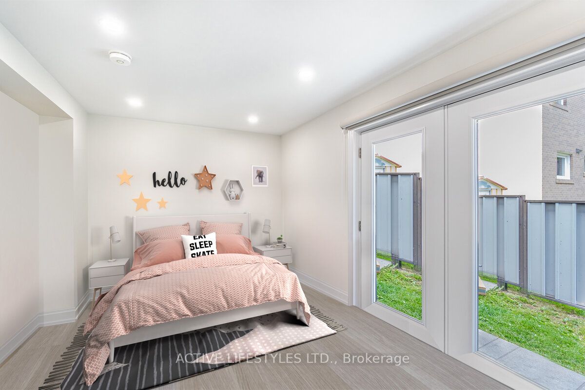 2768 Bushland Cres