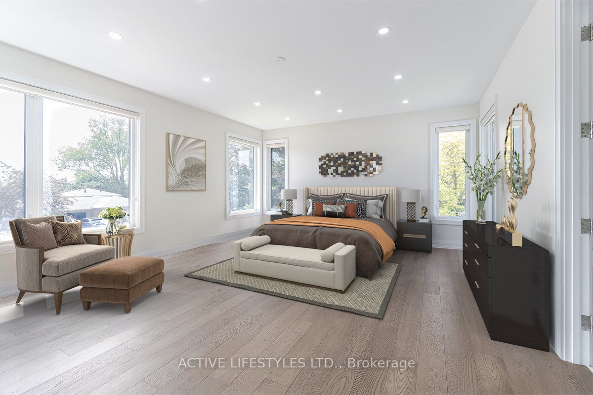 2768 Bushland Cres