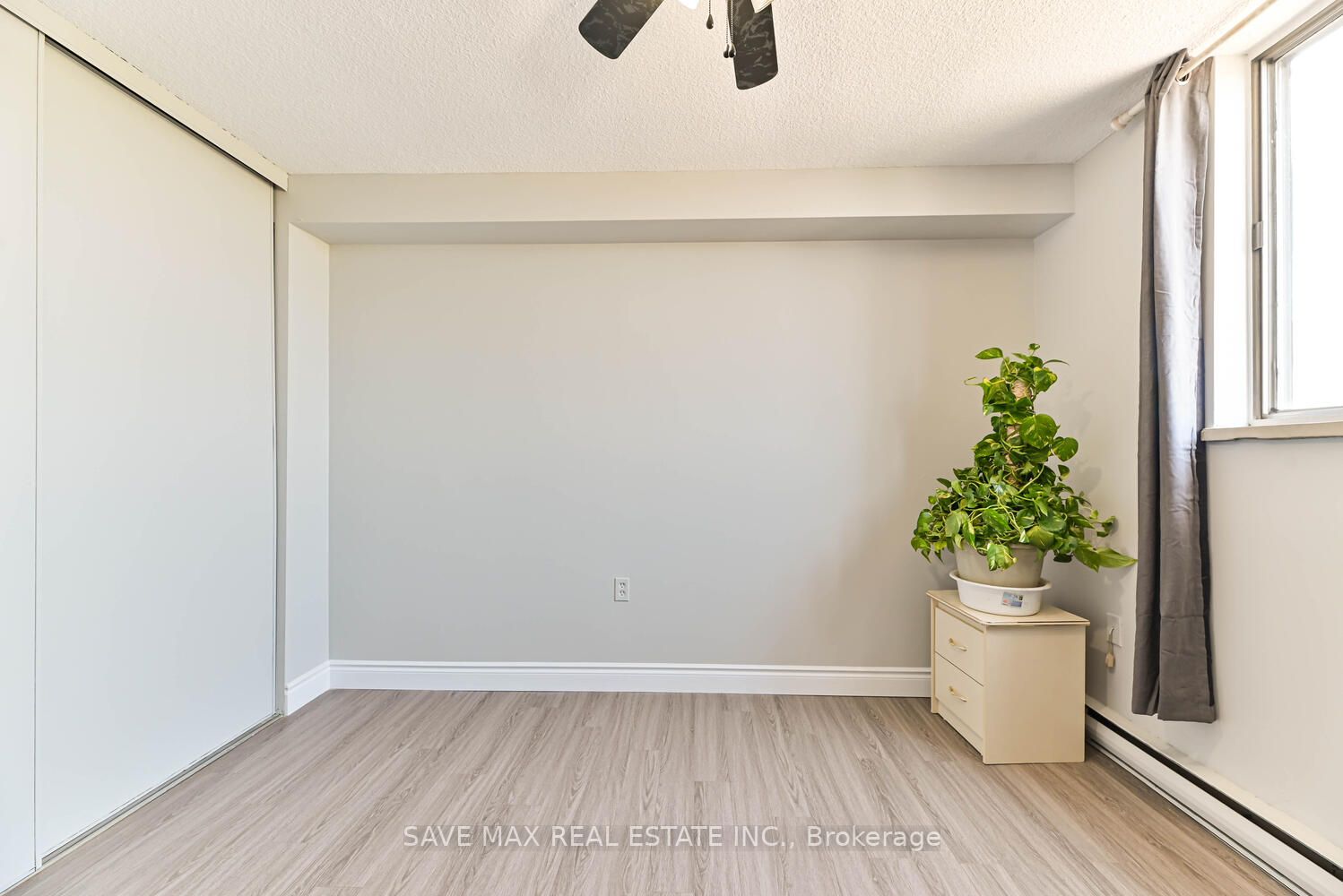 49 Silverstone Dr, #1106