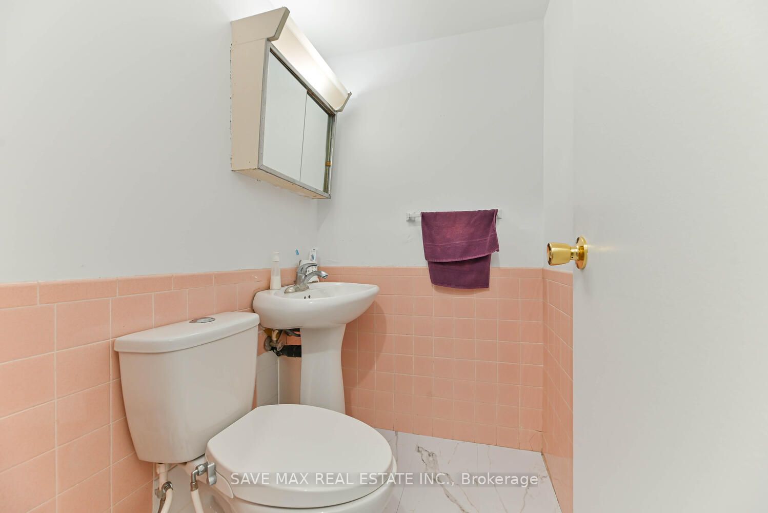 49 Silverstone Dr, #1106