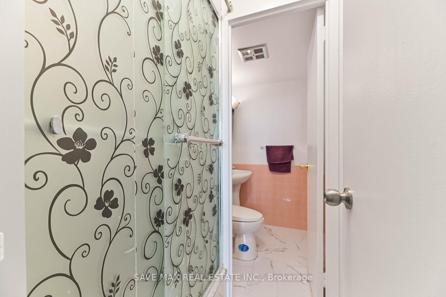 49 Silverstone Dr, #1106
