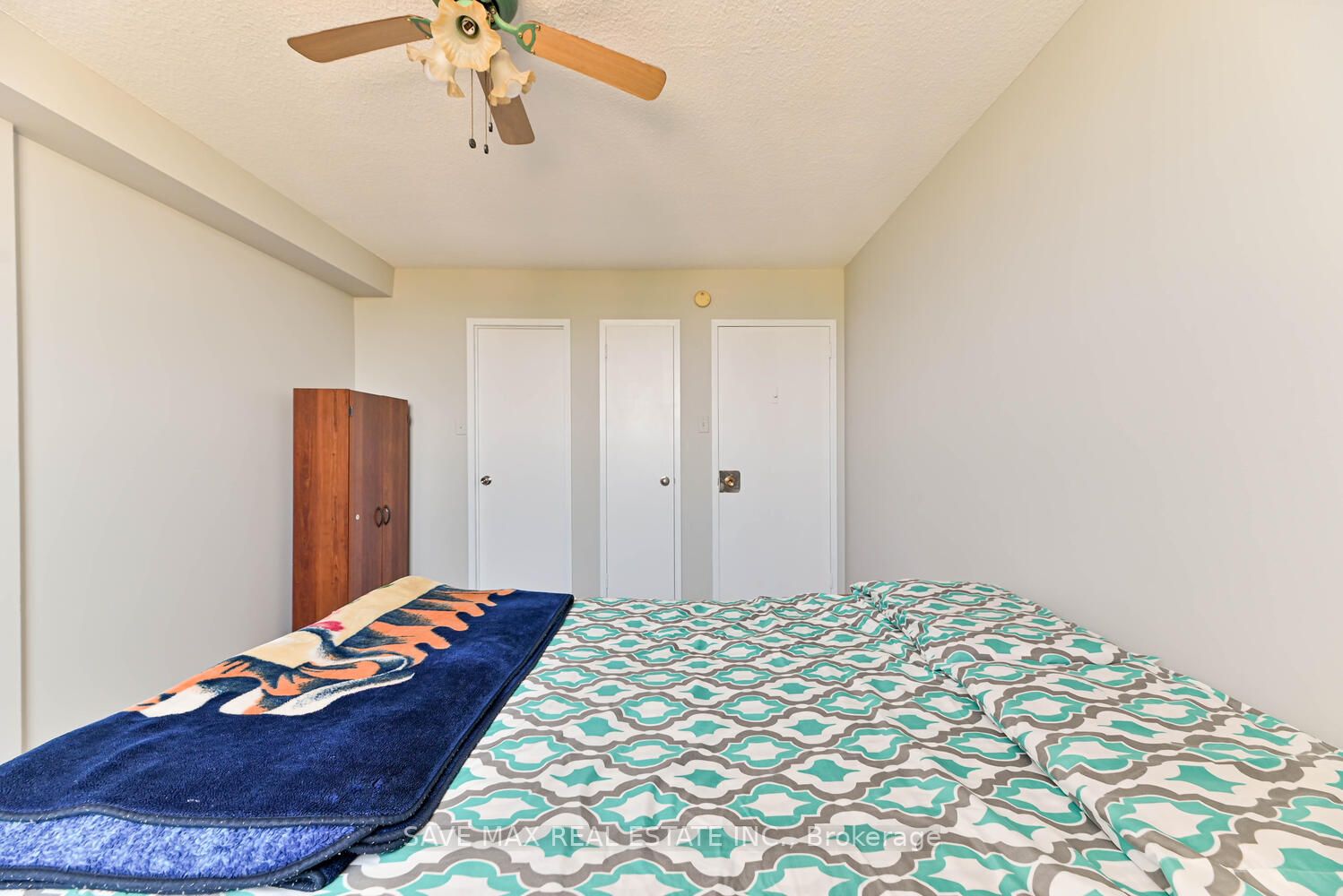49 Silverstone Dr, #1106