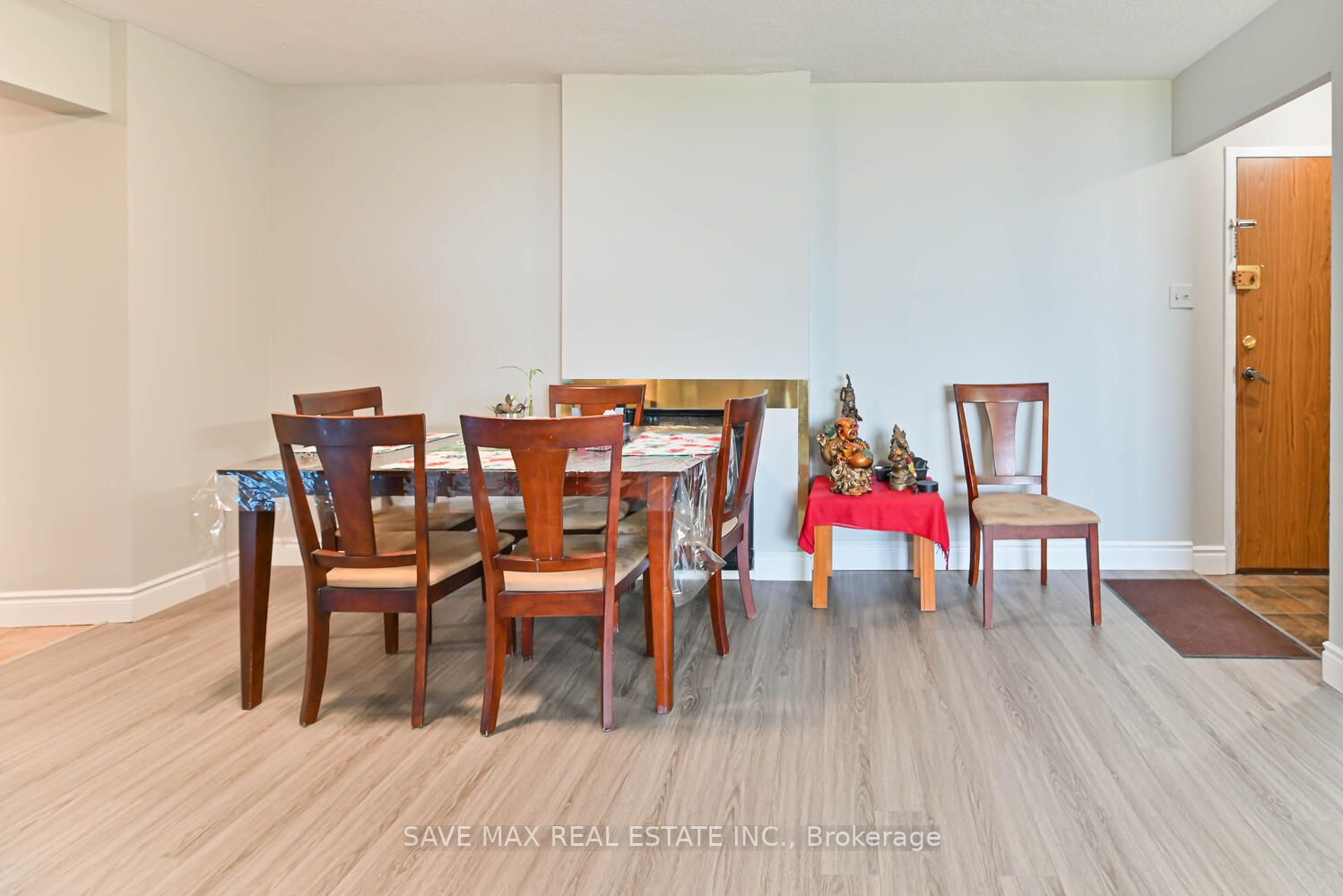 49 Silverstone Dr, #1106