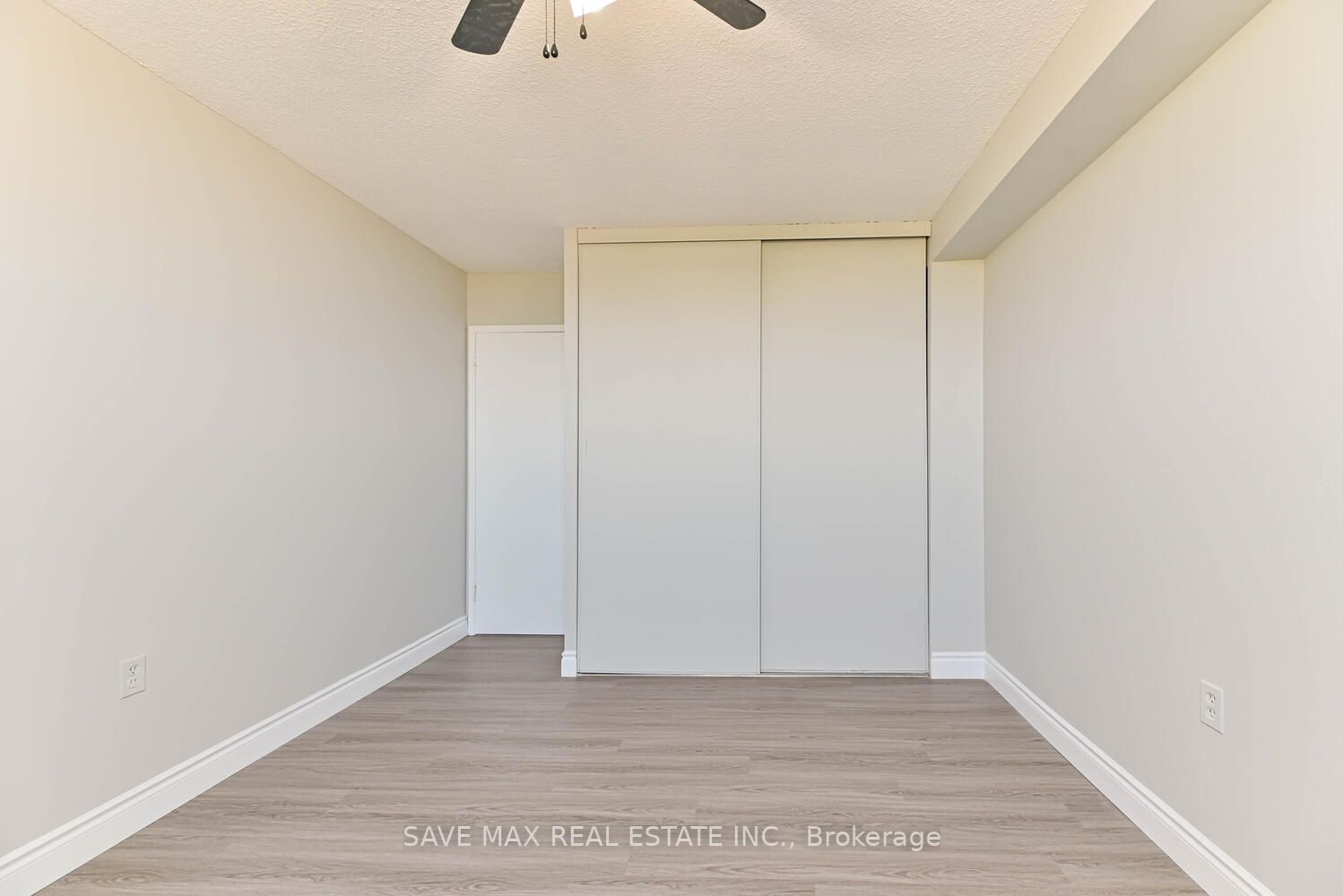 49 Silverstone Dr, #1106
