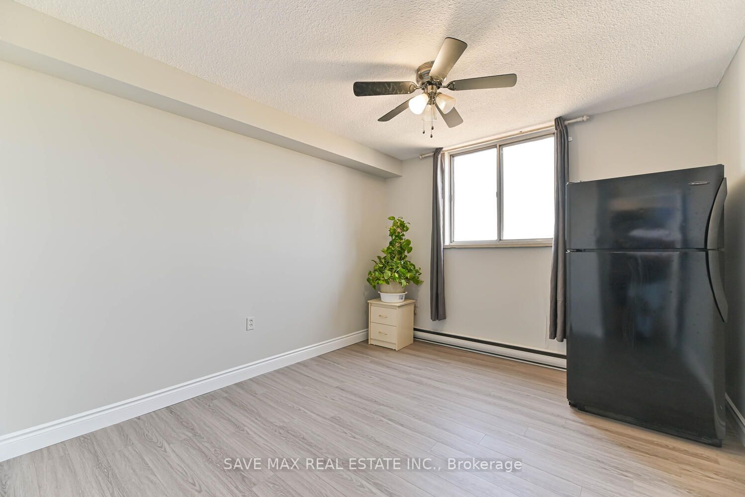 49 Silverstone Dr, #1106