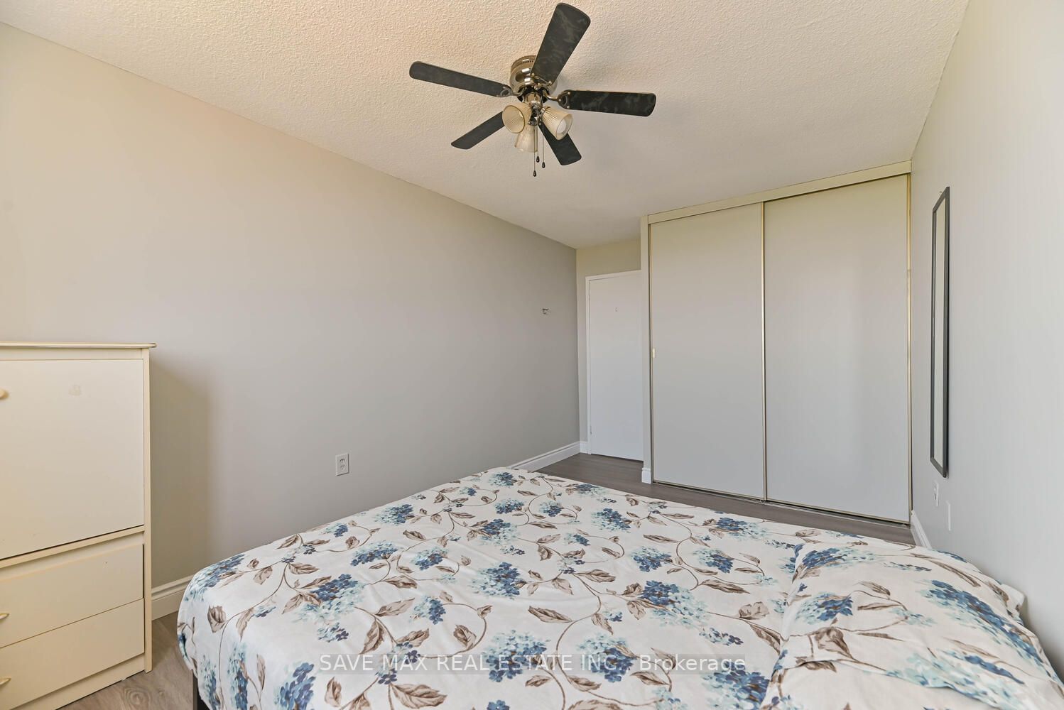 49 Silverstone Dr, #1106