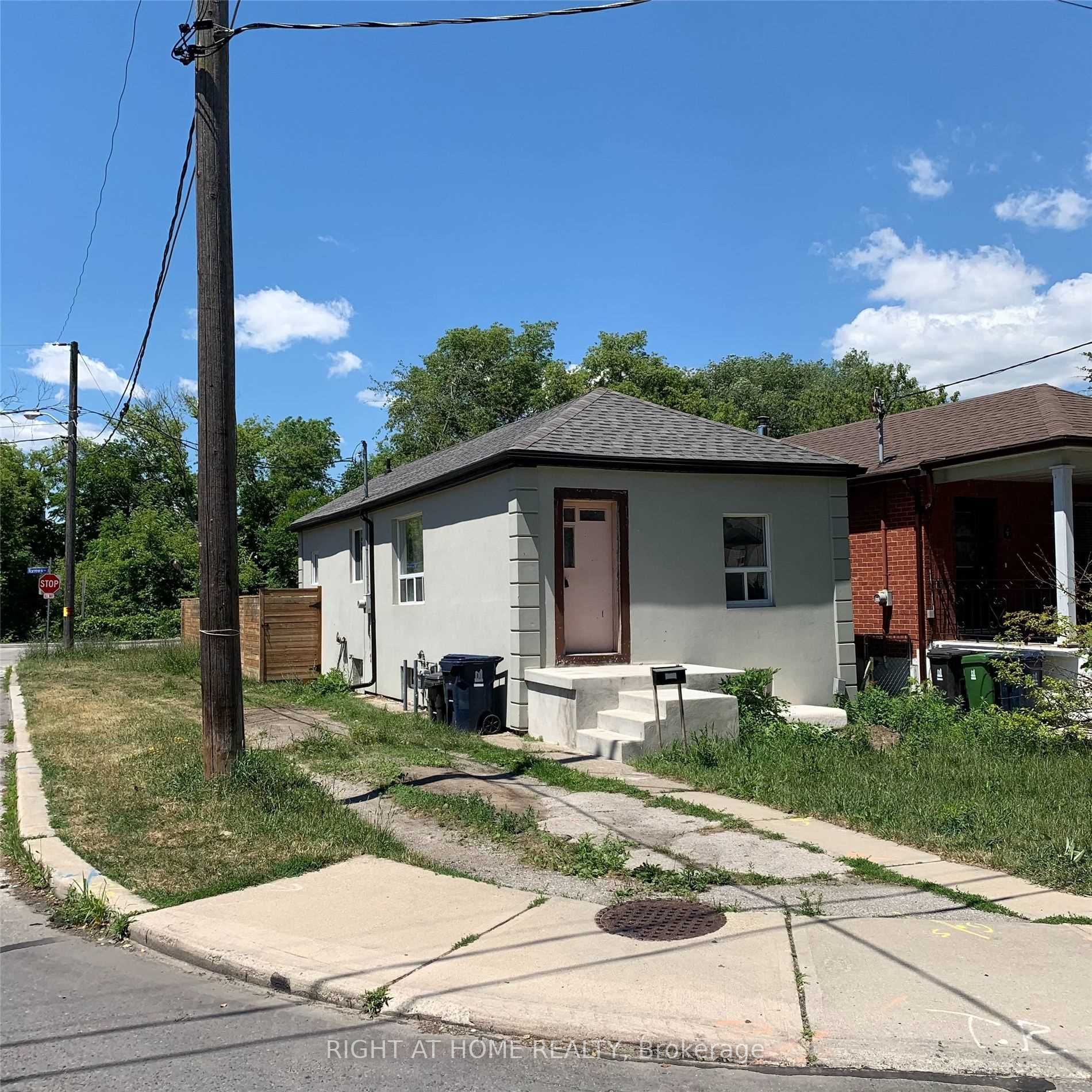 2 Hilldale Rd
