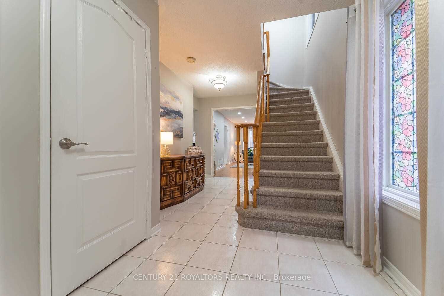 37 Kimberley Cres, #39