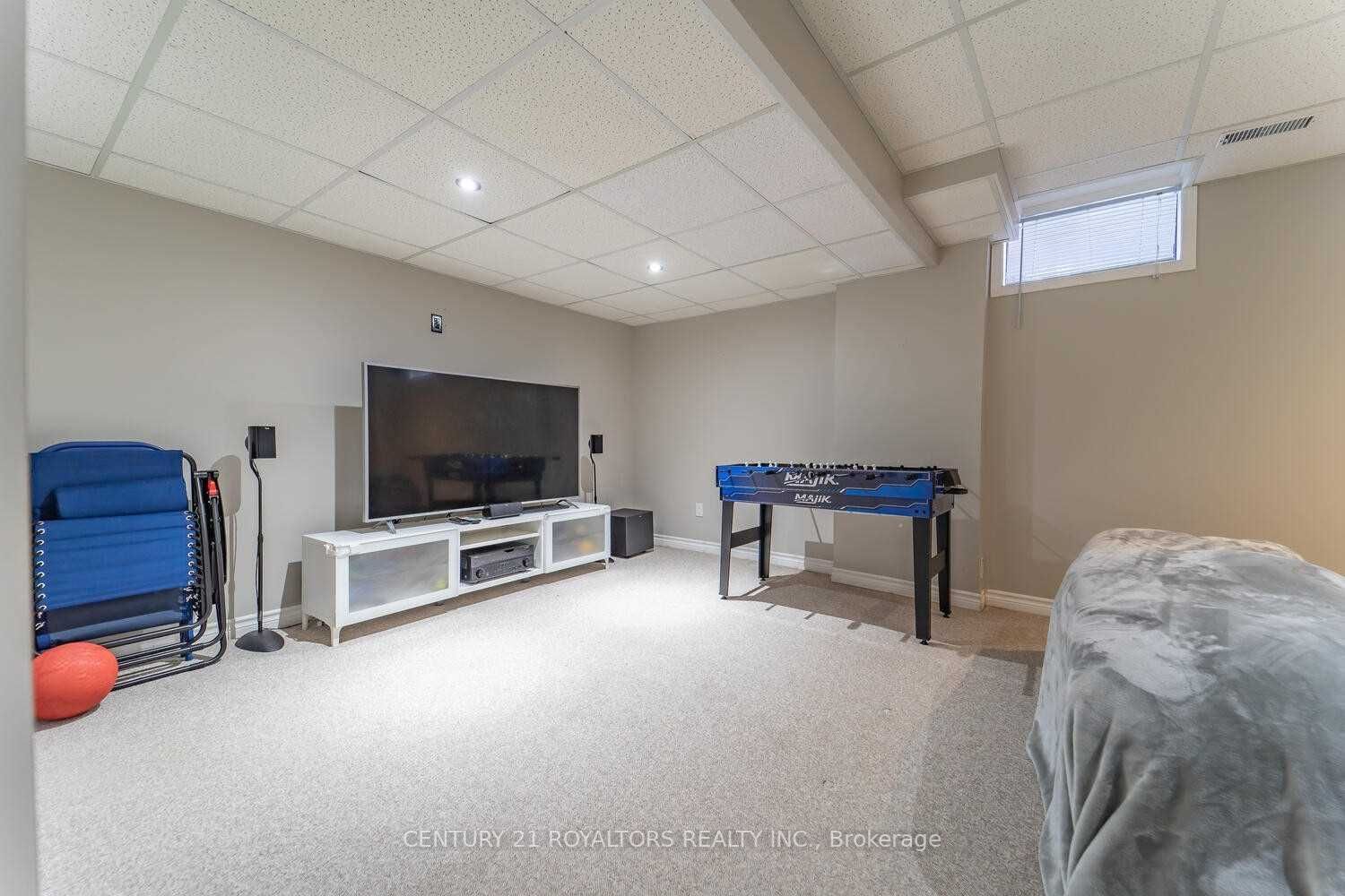 37 Kimberley Cres, #39