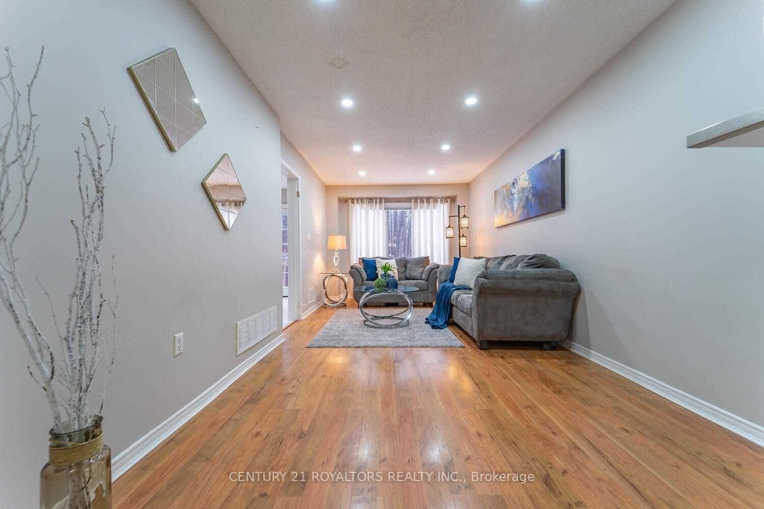 37 Kimberley Cres, #39