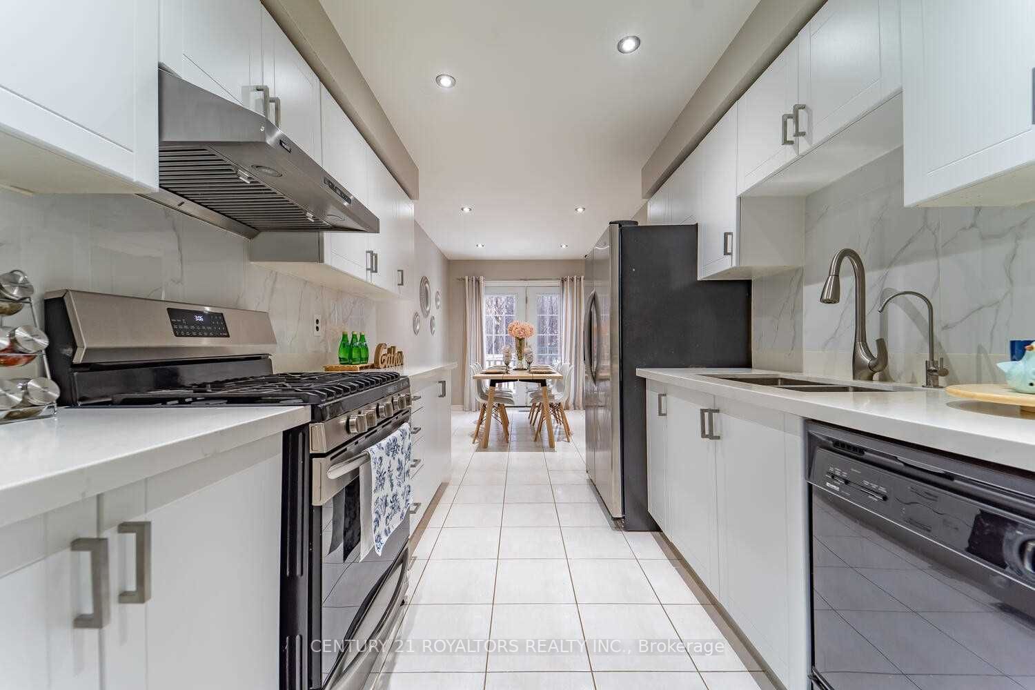 37 Kimberley Cres, #39