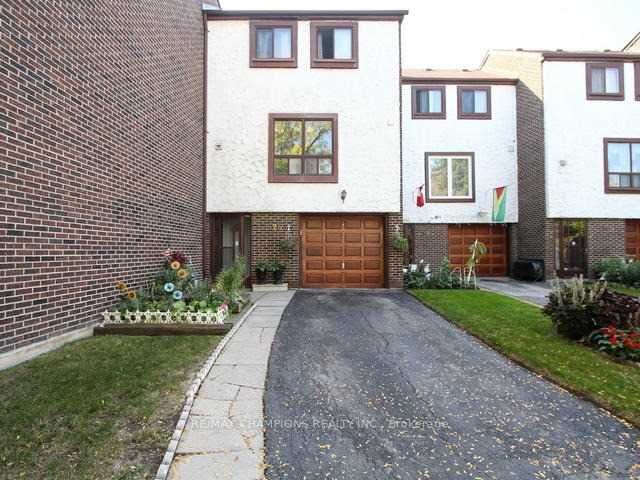 7707 Darcel Ave, #26