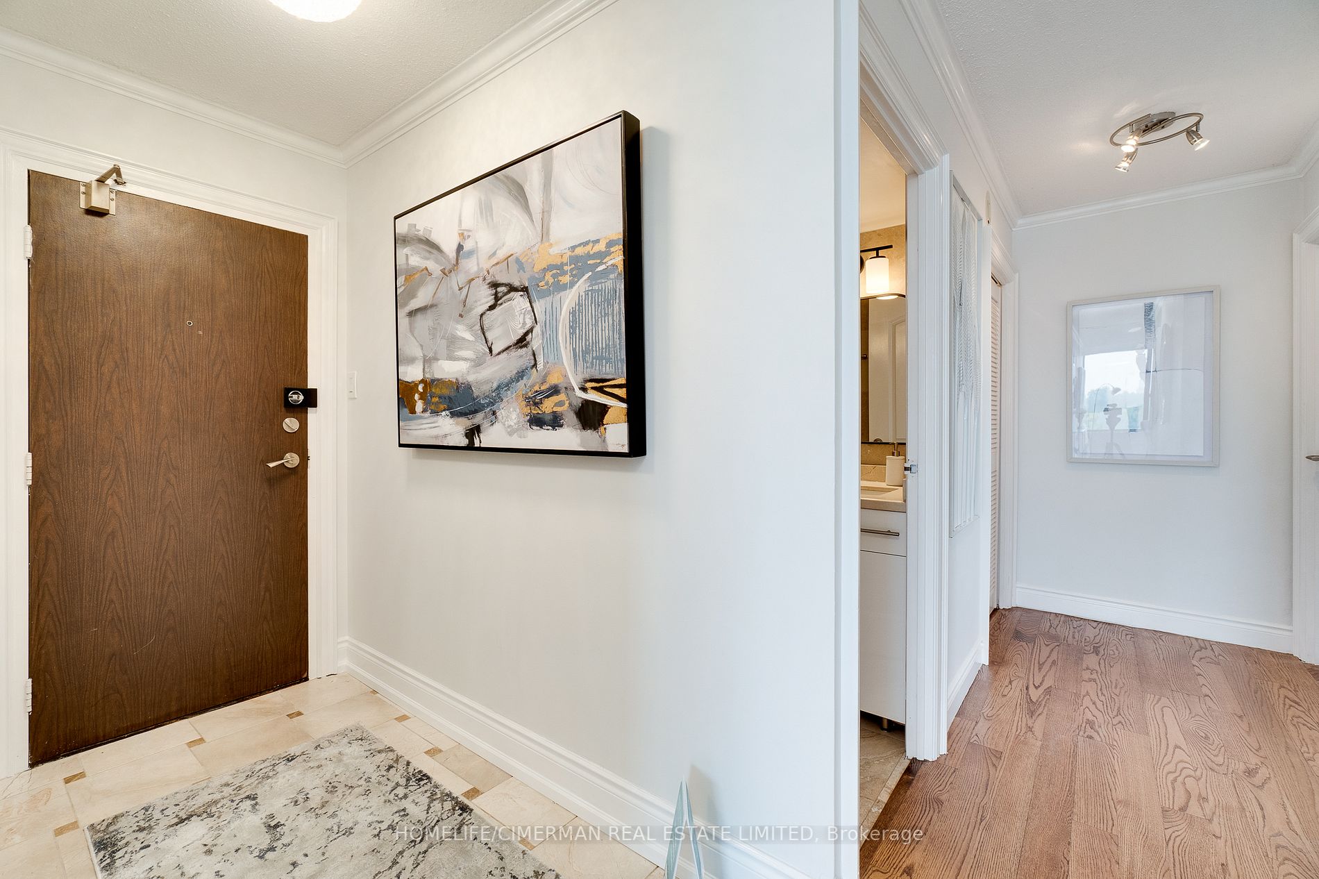 100 Quebec Ave, #712