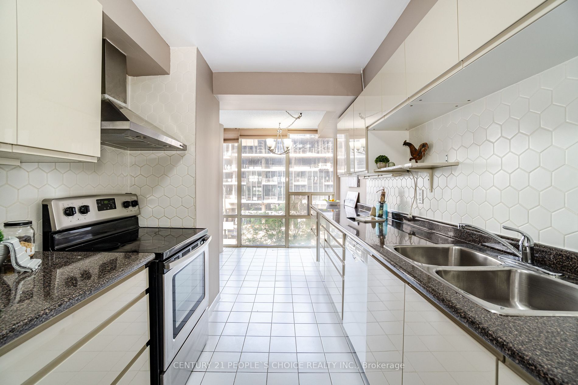 330 Rathburn Road W, #405