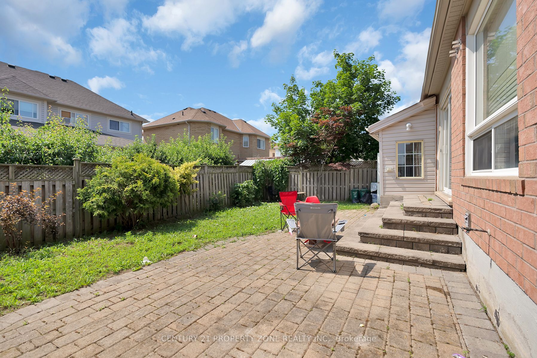 6 Mistybrook Crescent