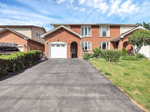 11 Hinchley Wood Grve