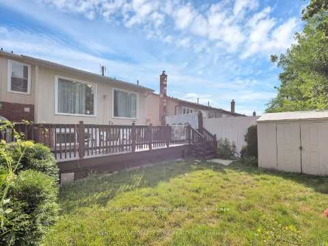 11 Hinchley Wood Grve