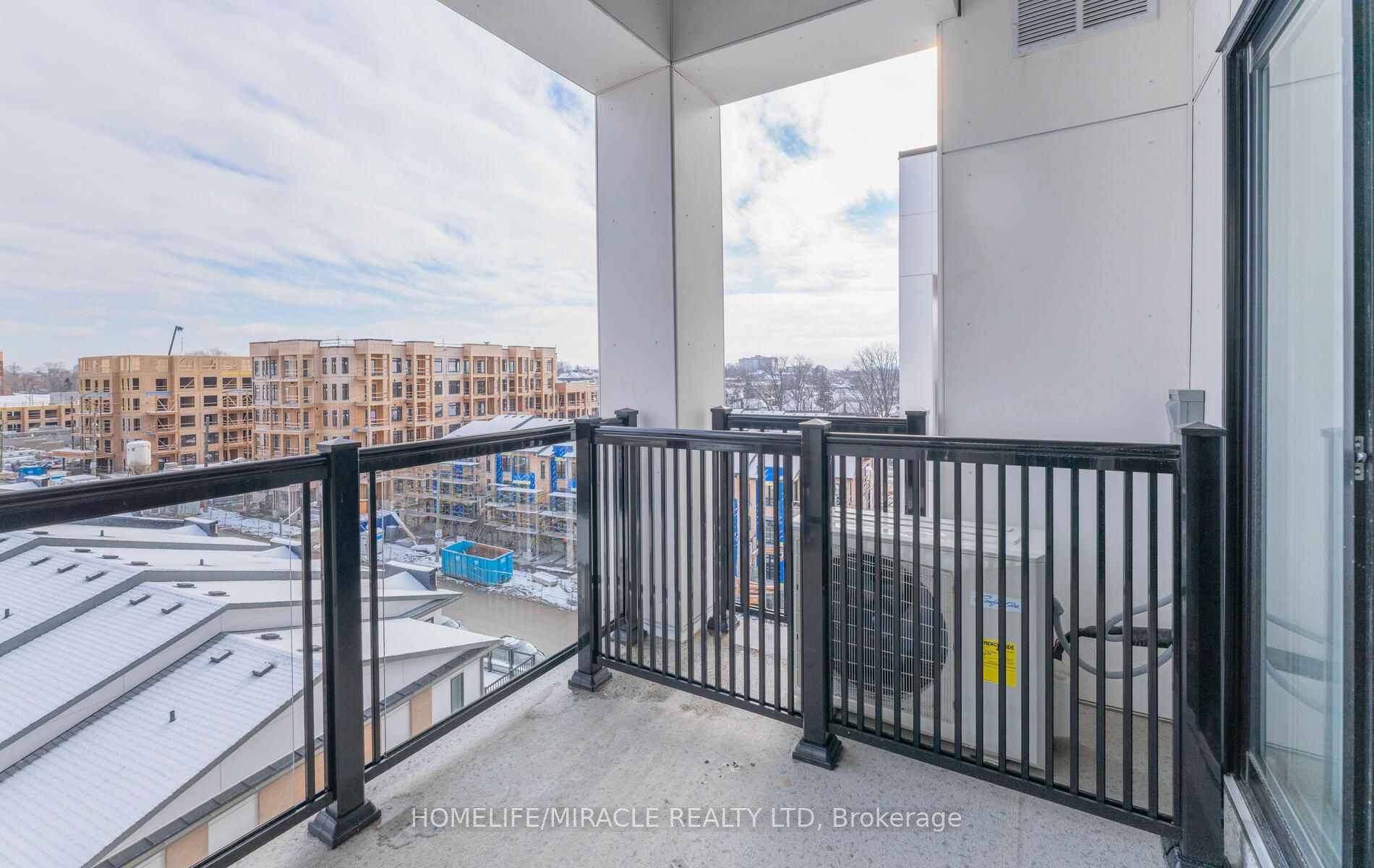 160 Canon Jackson Dr, #602