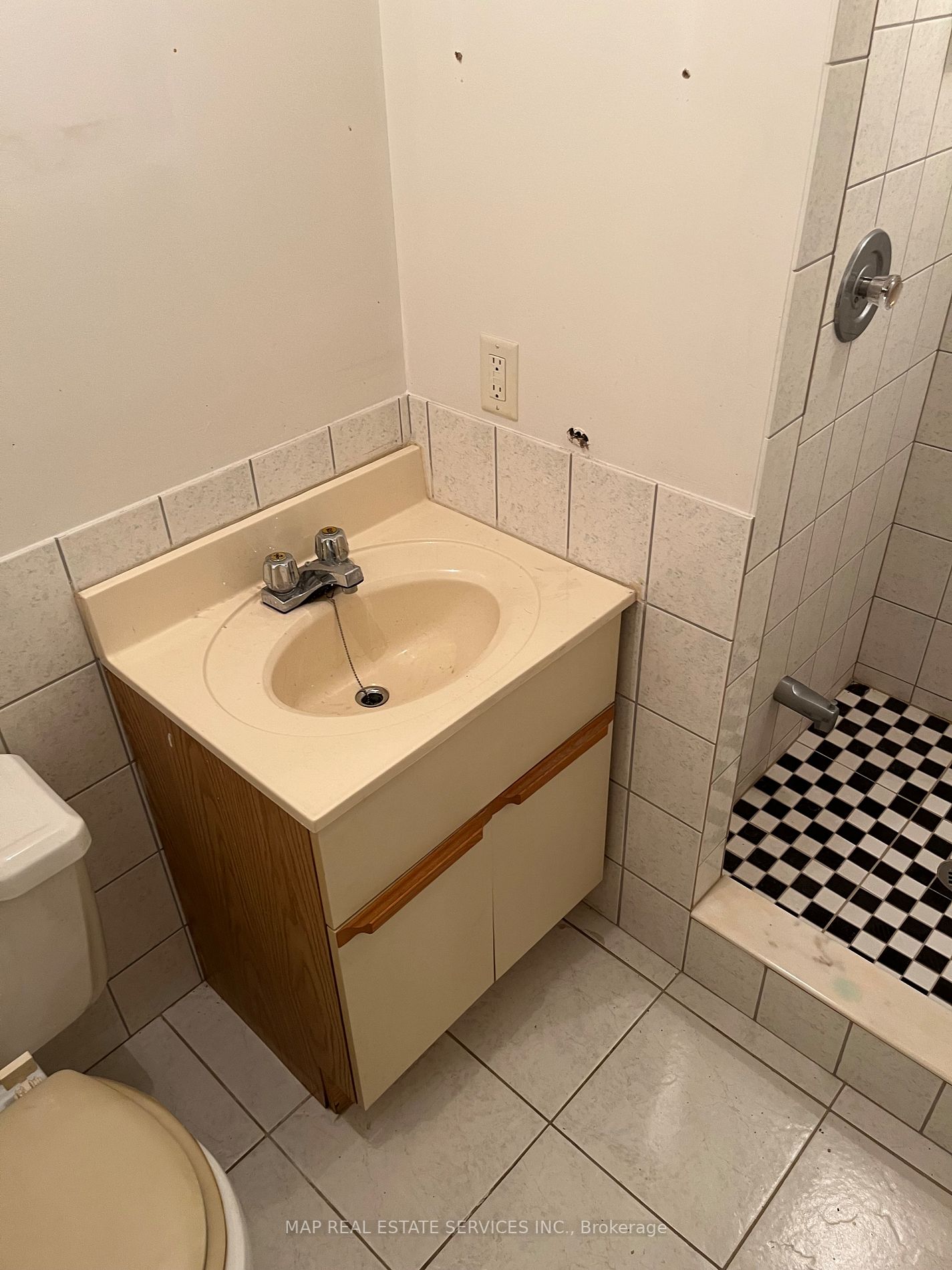 846 Browns Line, #Bsmt.