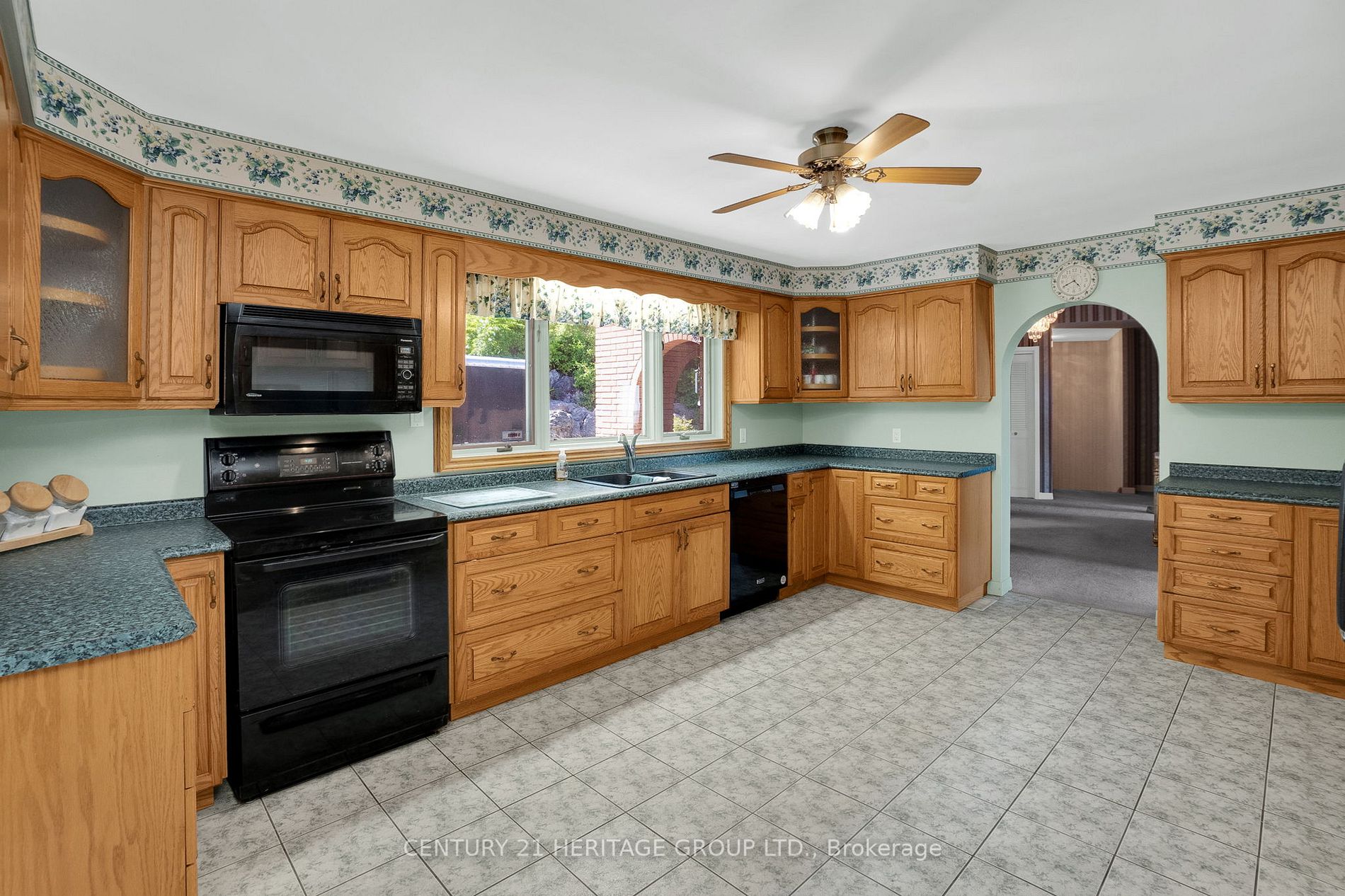 Listing W6631296 - Large Photo # 13