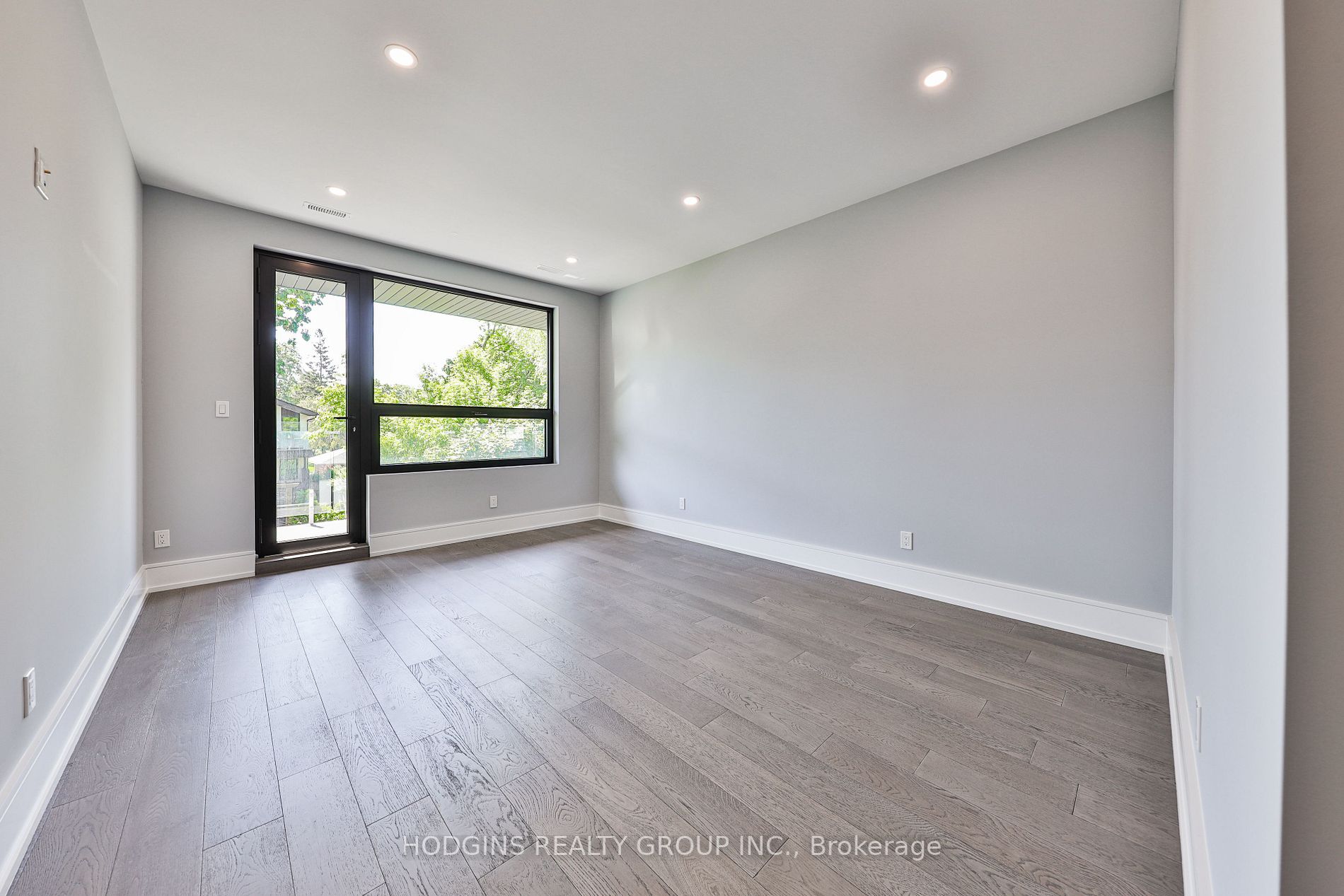 9 Minnewawa Rd