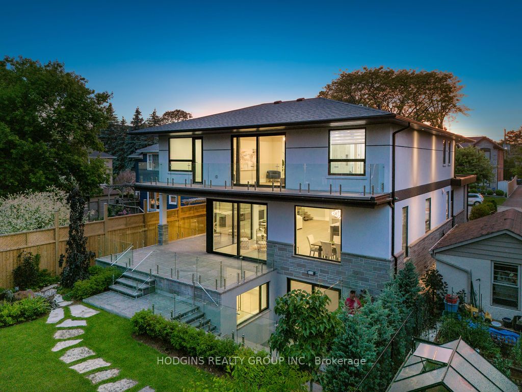 9 Minnewawa Rd
