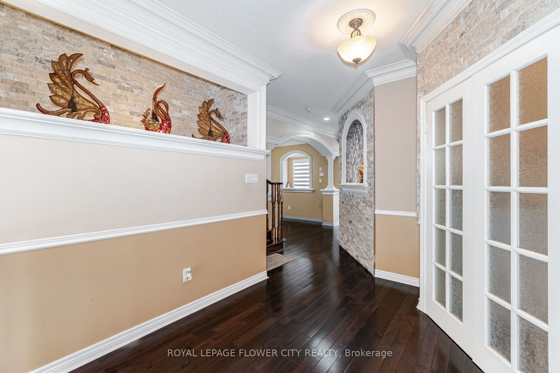 548 Fernforest Dr