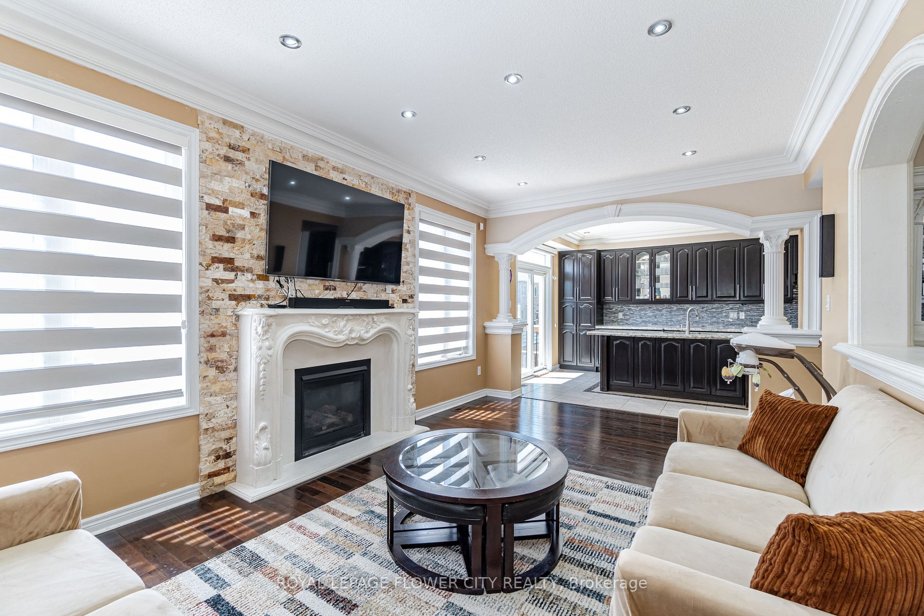 548 Fernforest Dr