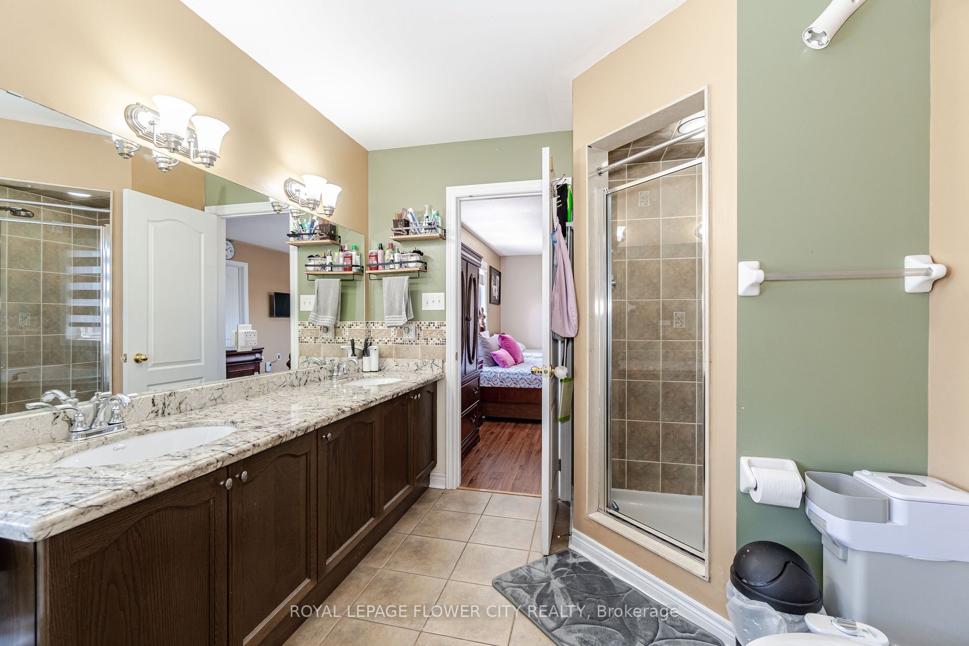548 Fernforest Dr
