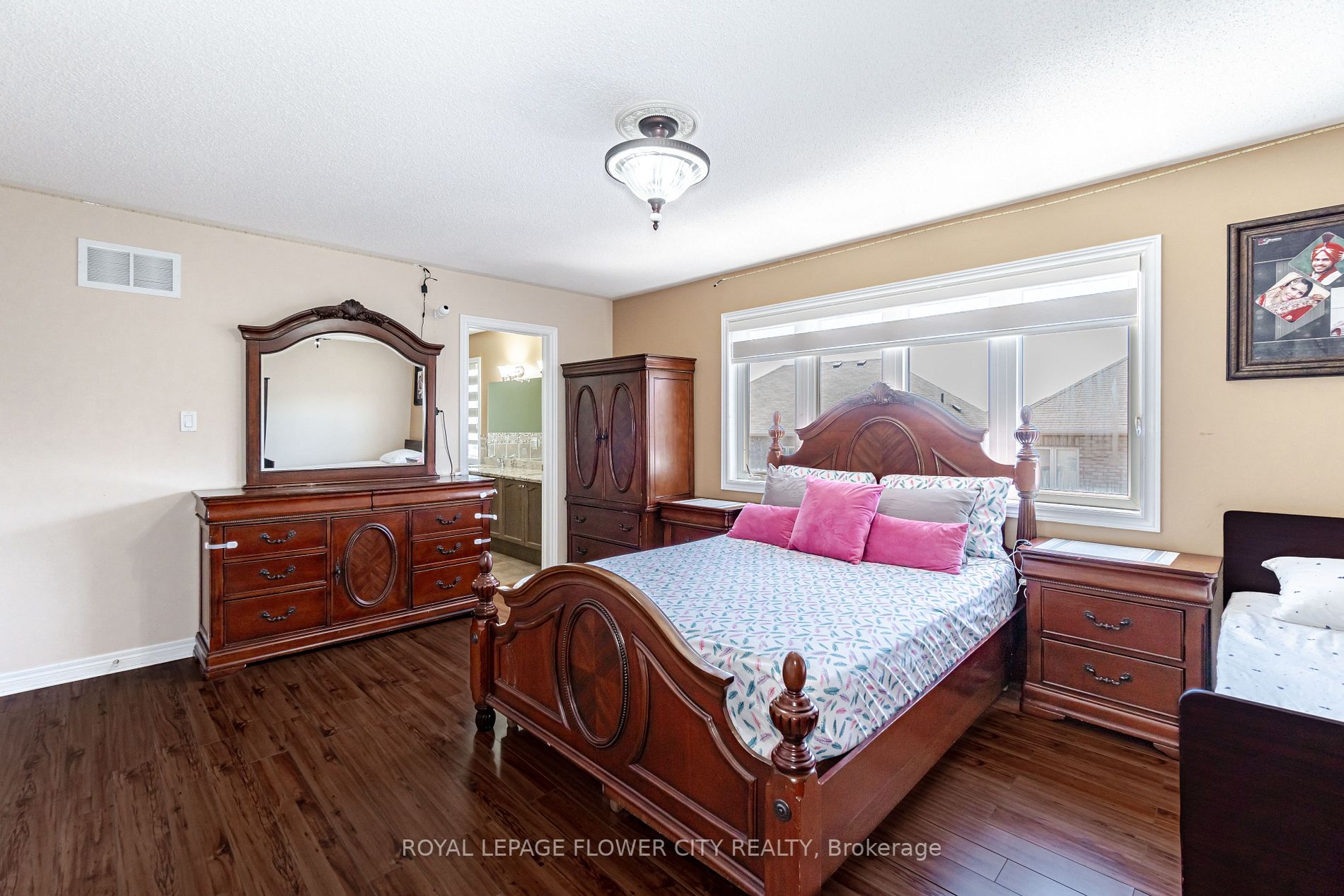 548 Fernforest Dr