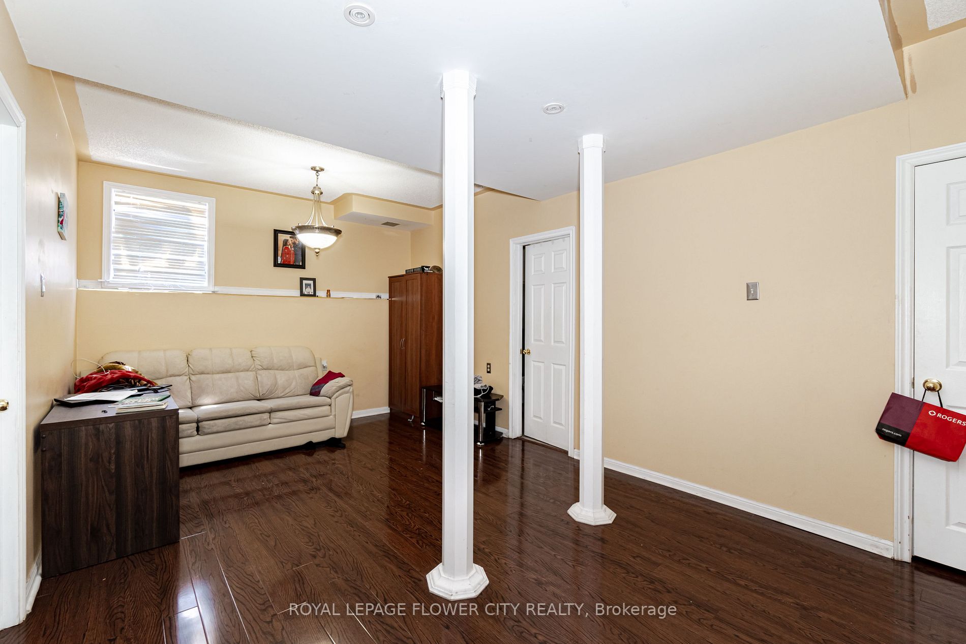 548 Fernforest Dr
