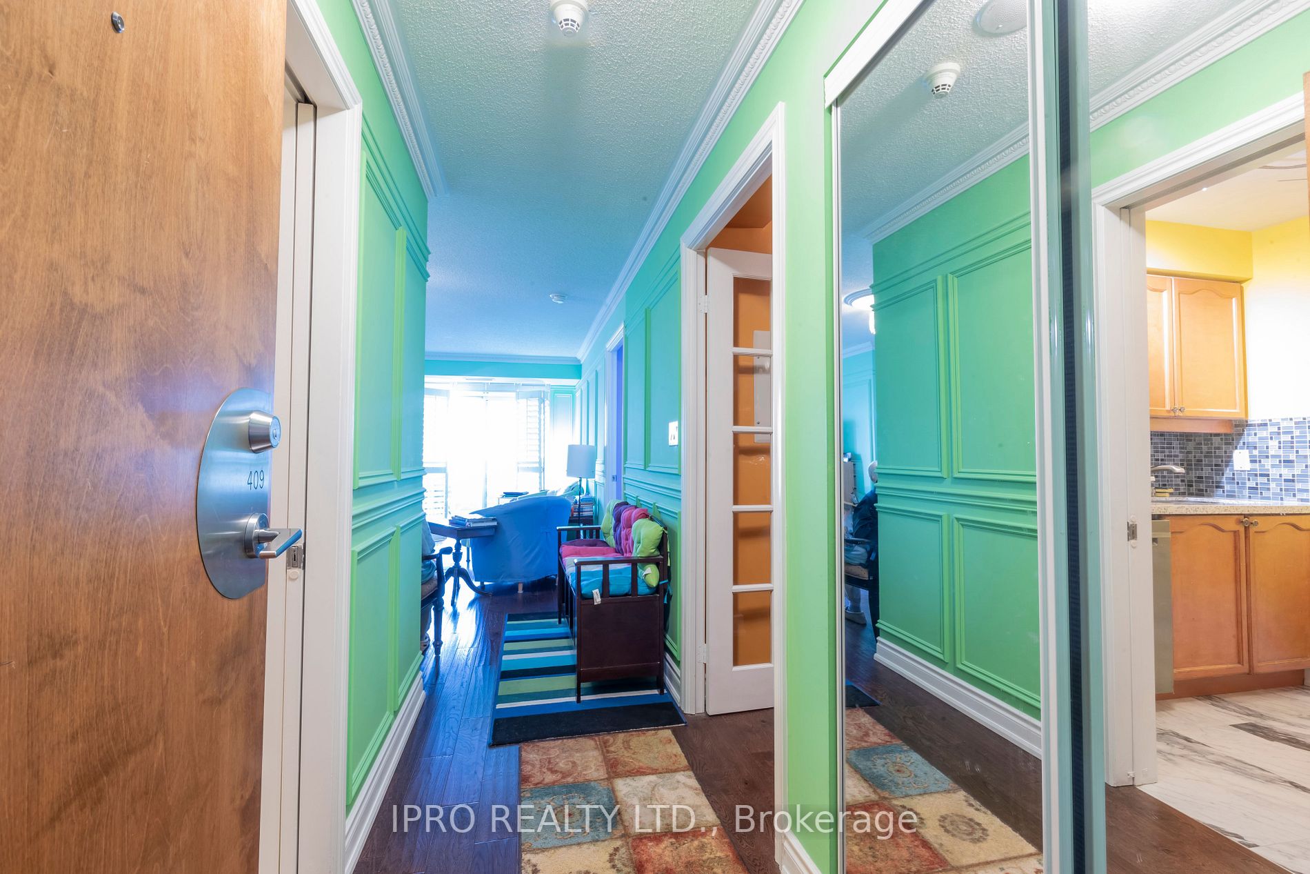 Listing W6631766 - Large Photo # 2