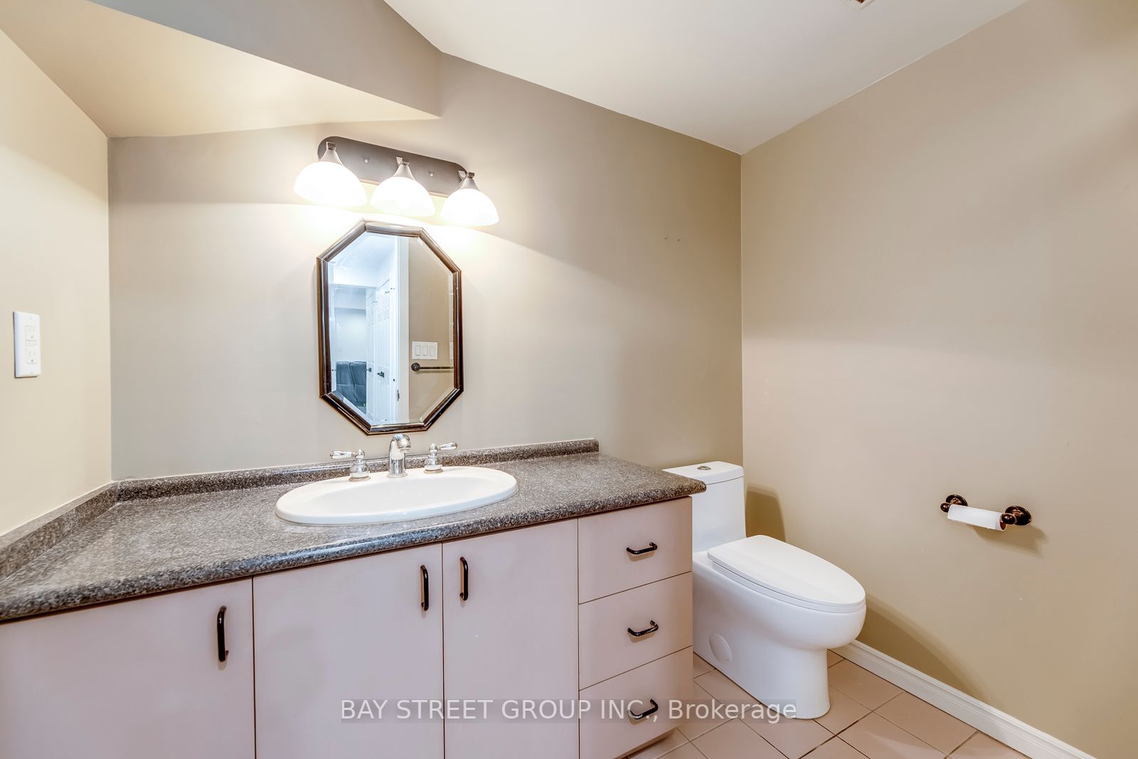 2313 Bow Valley Crt