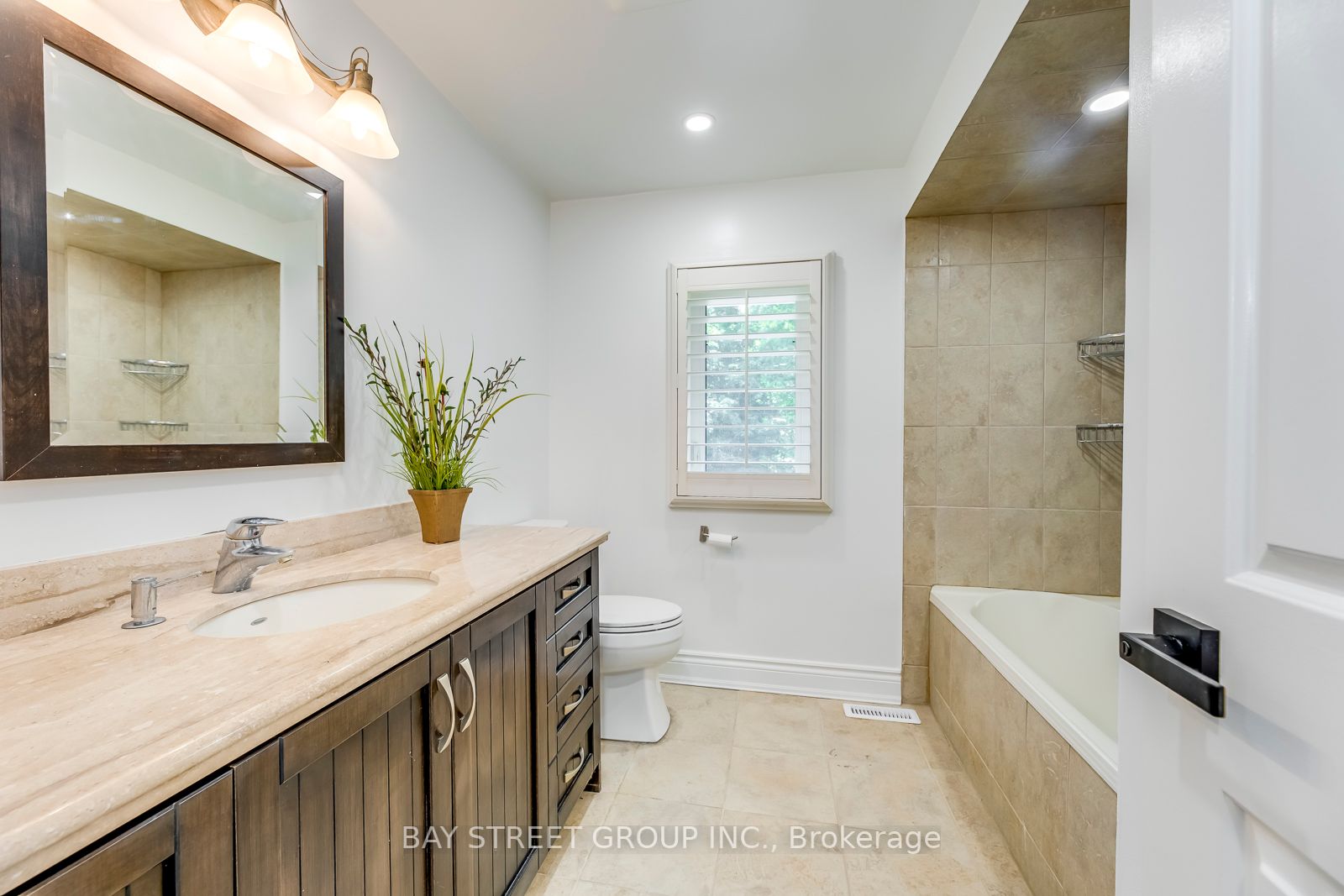 2313 Bow Valley Crt