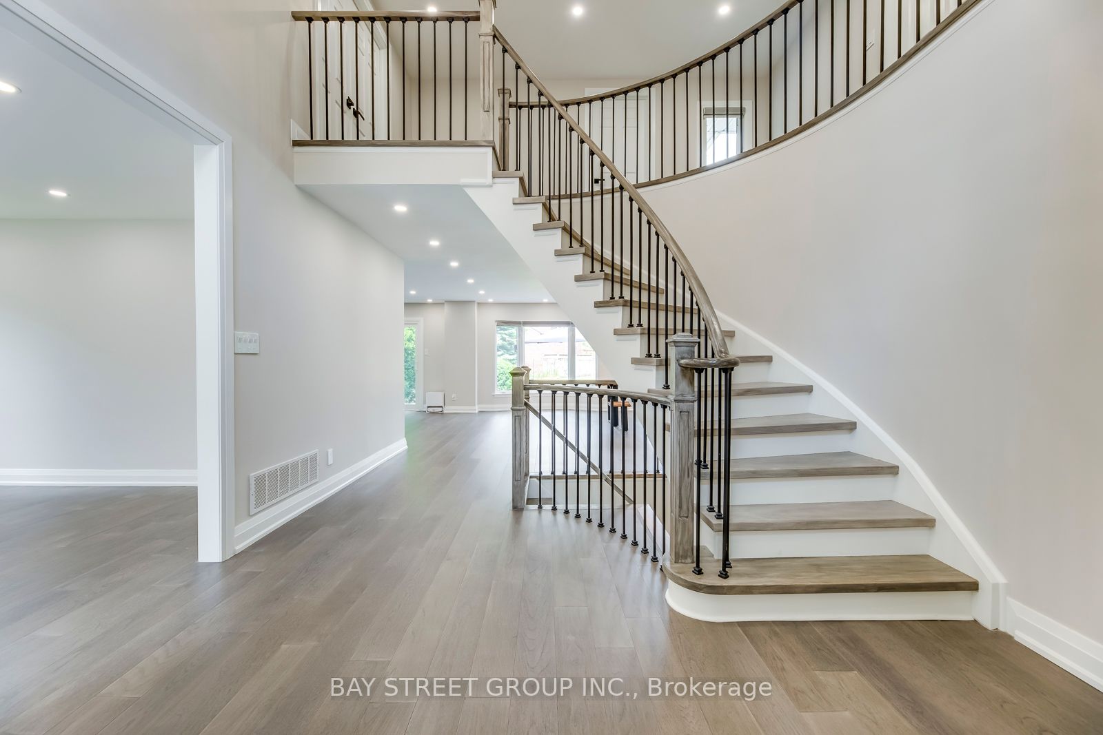 2313 Bow Valley Crt