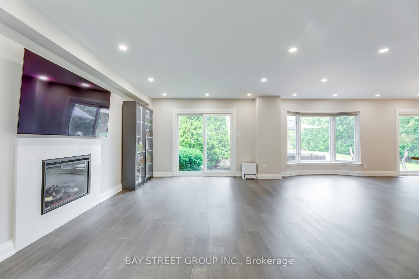 2313 Bow Valley Crt