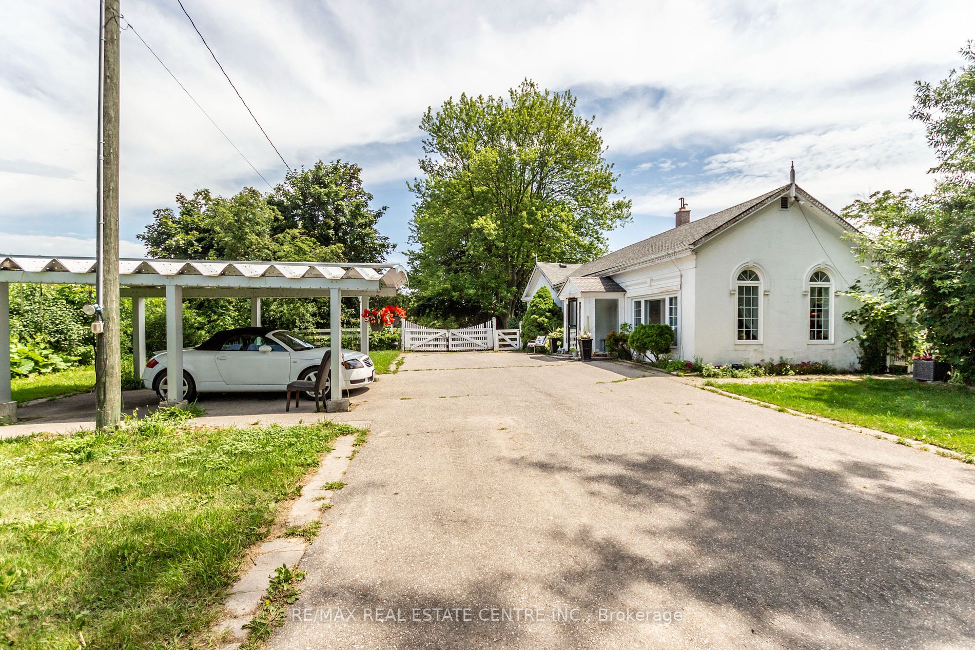 152 Confederation Street