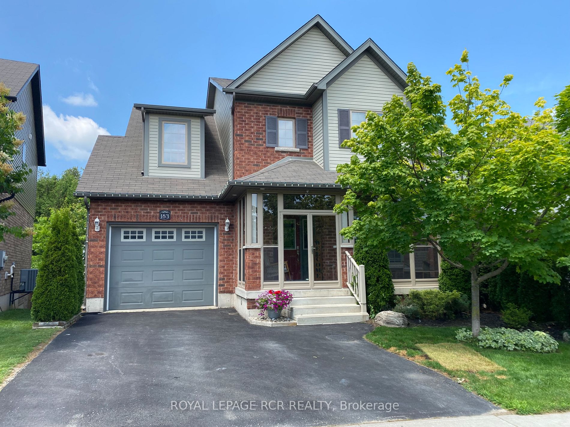 183 Elaine Dr