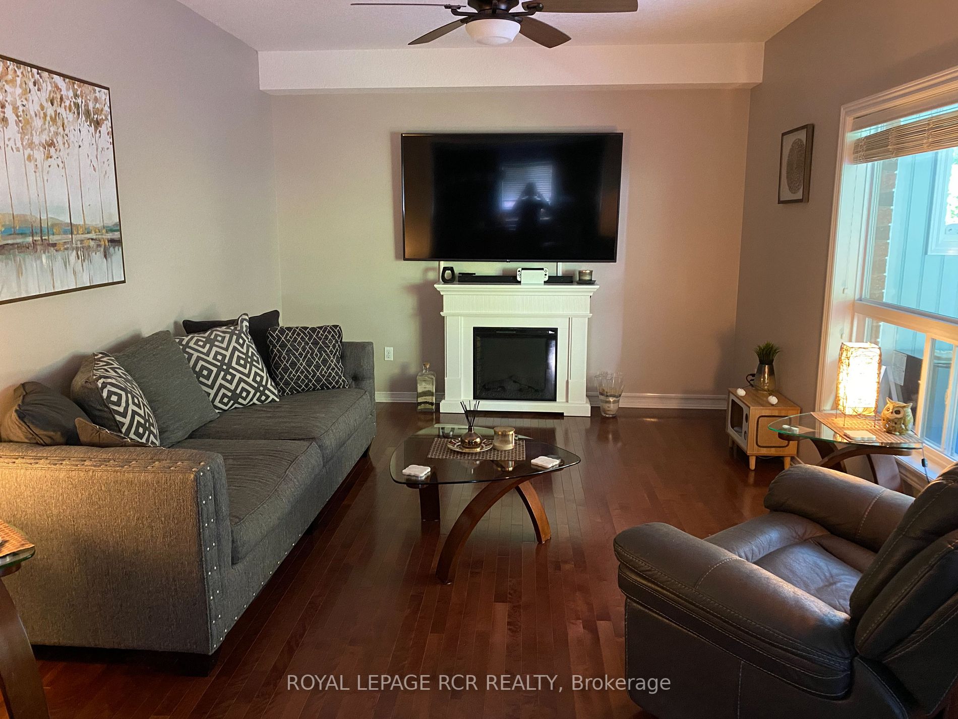 183 Elaine Dr