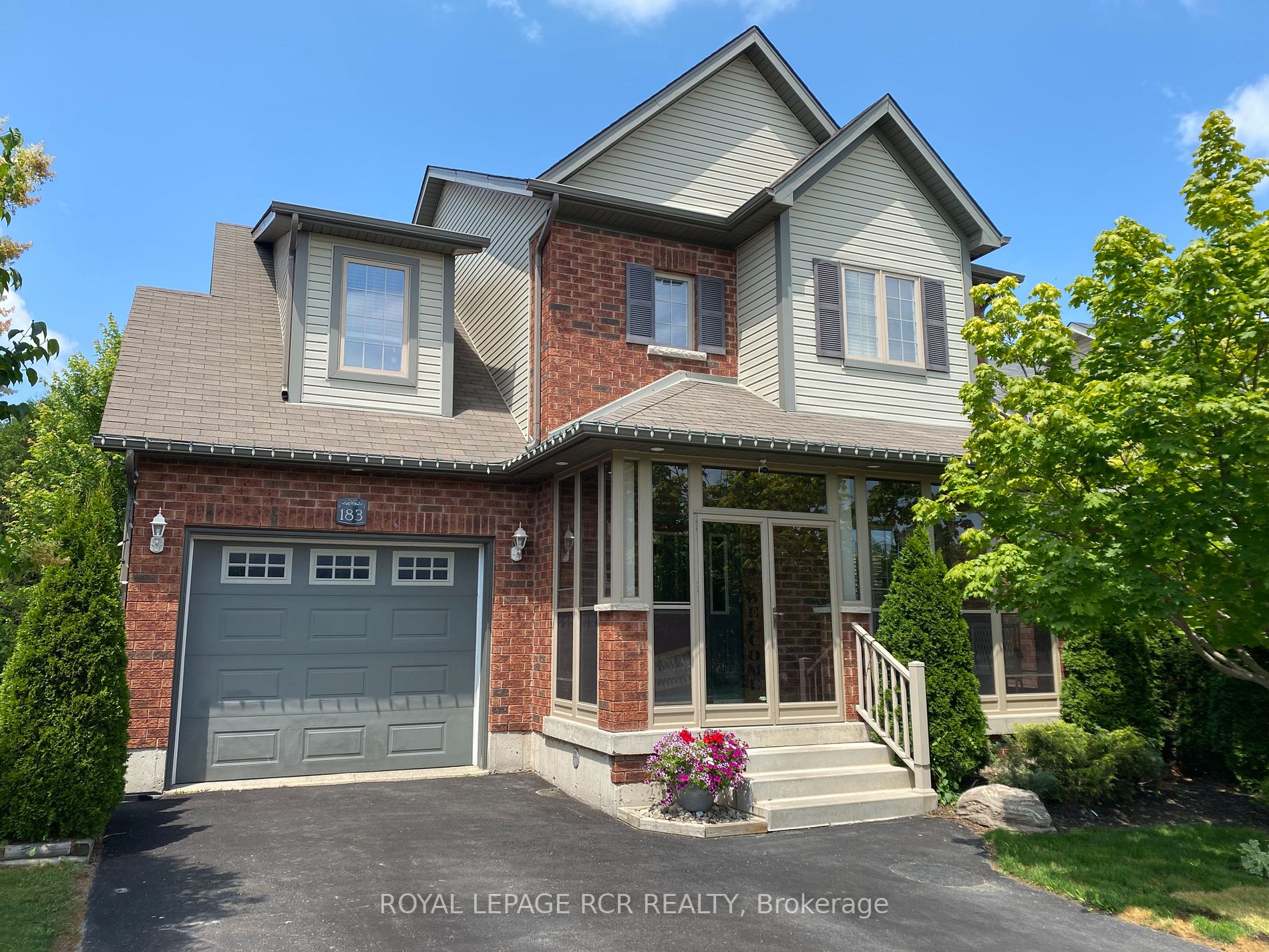183 Elaine Dr