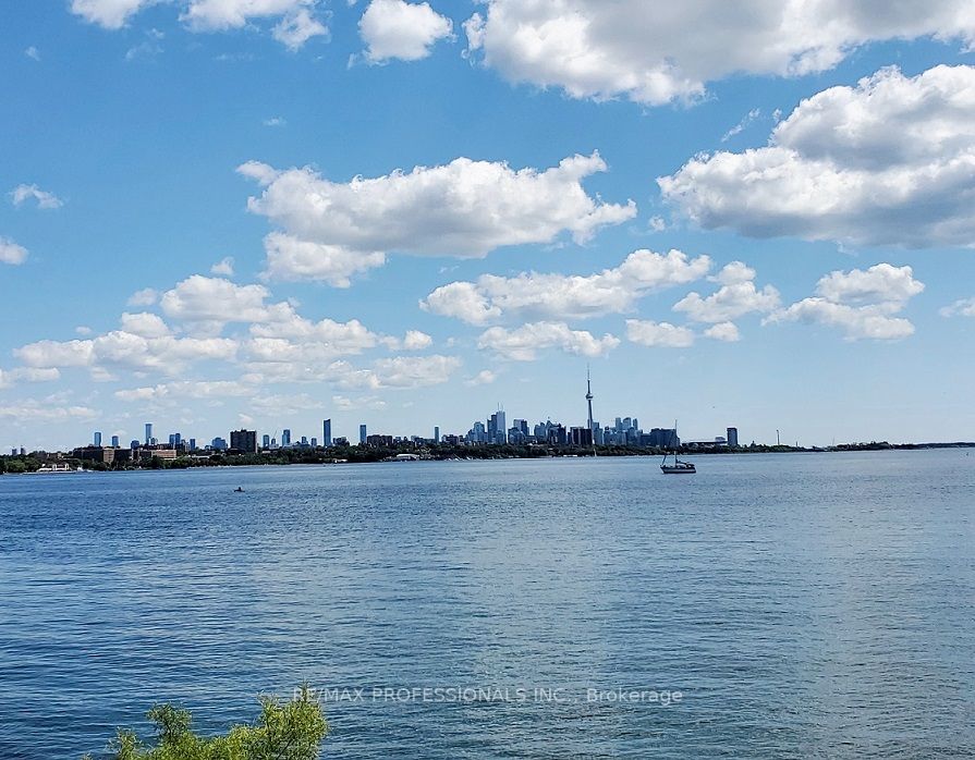 2121 Lake Shore Blvd W, #1513